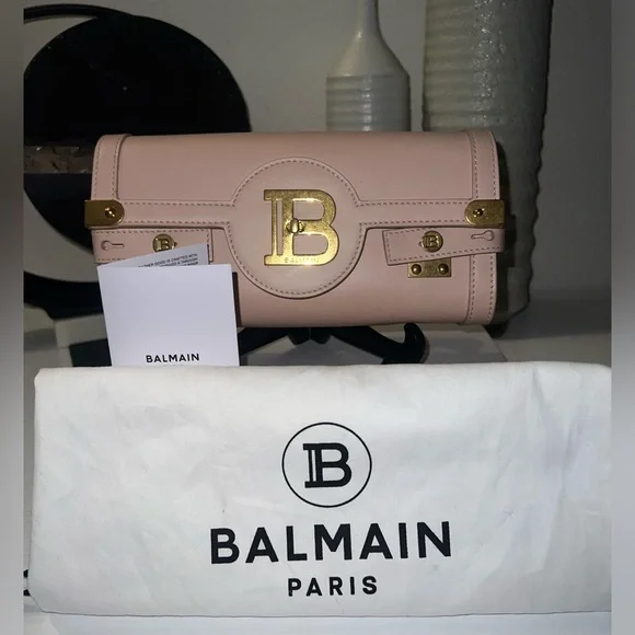 *SOLD* Balmain Envelope Bag w/ Detachable Chain - Picture 12 of 13